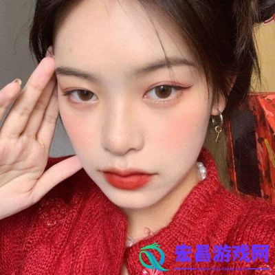 适合新年红色喜庆女生好看头像值得庆幸的是我情绪恢复的比以往快了