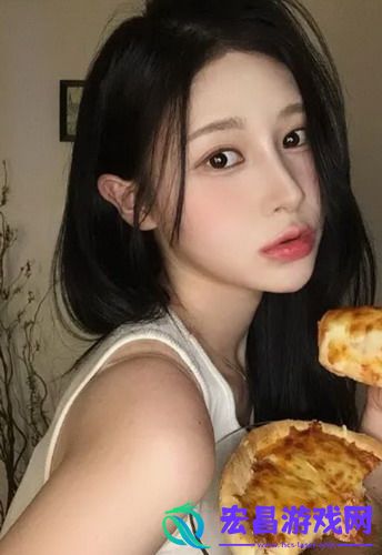 母亲とが话しています歌曲：一首关于家庭的温馨旋律!