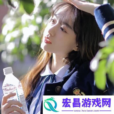 清新有意境的女生微信头像衣服要穿厚厚的看起来胖胖的让别人怕怕的