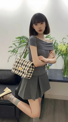 沈阳45岁老阿姨叫的没谁了：45岁阿姨凭一曲成网红，她的魅力令人折服!