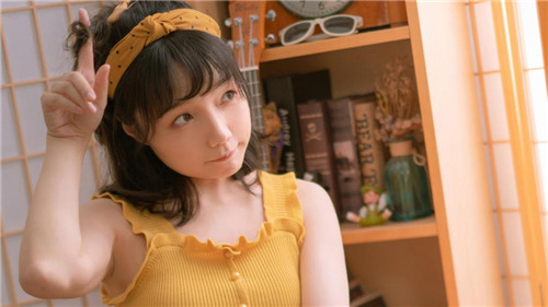 母によく似ている中に是什么意思