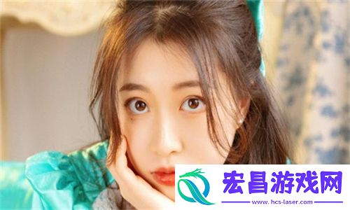 男女一起努力做豆浆