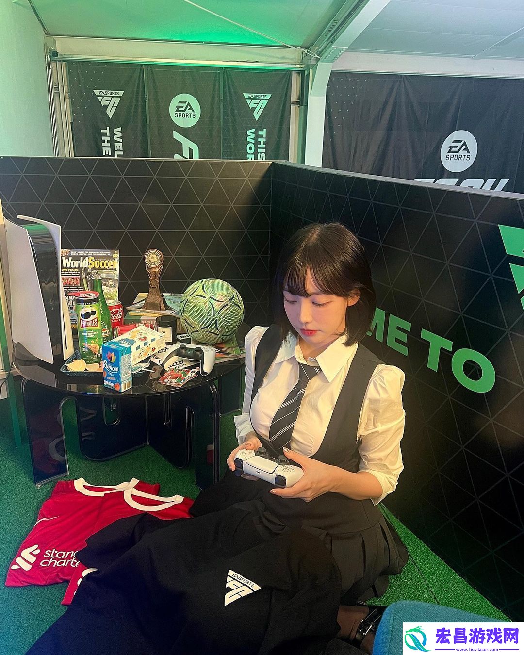 美女主持郭敏善晒照
