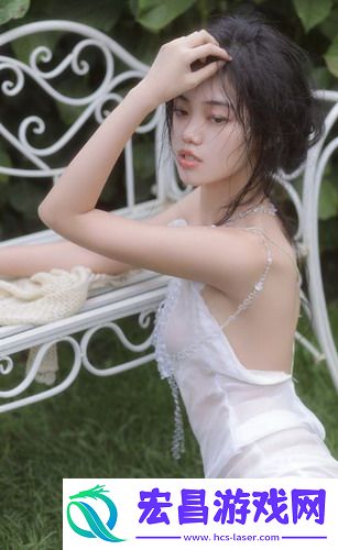 她开始慢迎迎合小心孩子：她开始慢迎迎合小心孩子，母亲如何在陪伴中成长!