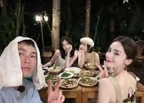雪宝来袭阵容搭配图片