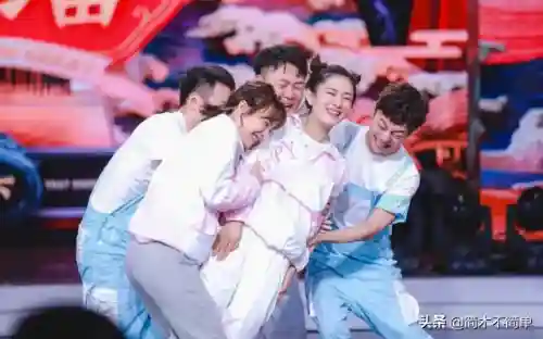 快乐机器人阵容搭配