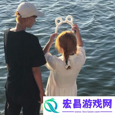 超甜的情头两个人在一起很暧昧的情头两张