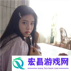 两峰夹小溪地湿又无泥诗不一样的快感