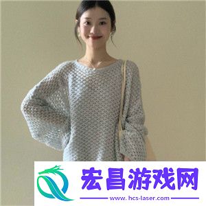 双腿间硬硬的胎头湿漉漉的挤出来