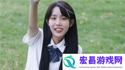 一前一后三个人一起骑自行车