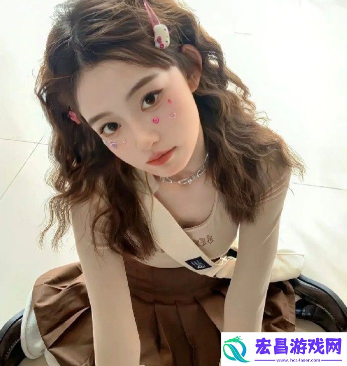 把手脚绑上拿刷子刷尿道孔的作文