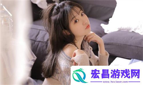 兰姨捂住嘴巴怕发出声音