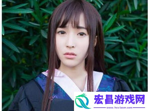 一个在上吃一个在下面敷面膜