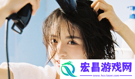 坐男朋友腿上应该穿短裤还是裙子