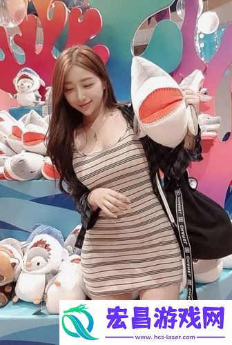 女方用嘴巴吃鸡的吉尼斯世界纪录全网爆笑，网友：这真是高手在民间!