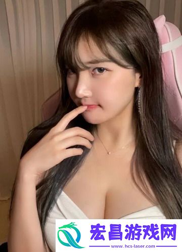 成色18k1.黄金瞬间提升，网友感叹：这个质感完全不输大牌!