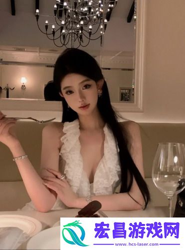 蜜丝婷大草莓和小草莓对比：到底谁更C位出道?