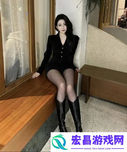 面膜新姿势!一面膜胸口一面膜下从嘴到胸，网红推爆：这效果不敷不行!