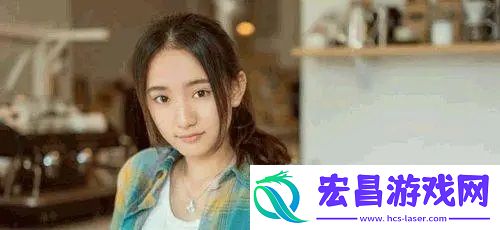 两峰夹小溪地湿又无泥诗