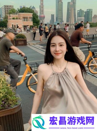 成色18k1.如何点亮你的奢华人生：从这一刻开始闪耀的不止是18k光泽!