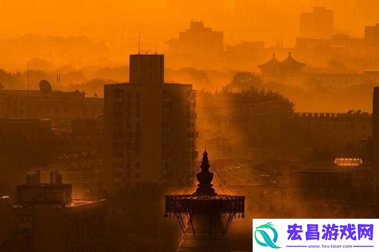蜃楼海上现奇观鸟道云端展胜景赞美的是壮丽景色