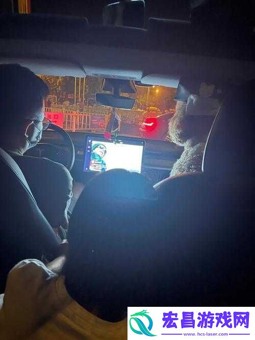 两个人夜晚在车上能干什么