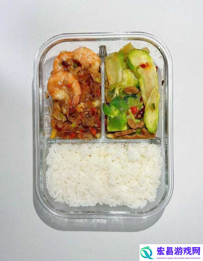 外卖小伙吃大鲜肉别样美味体验