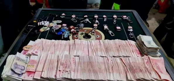 打扑克又痛又叫让牌局的紧张氛围和玩家的激烈情绪更加扑朔迷离与难以忘怀