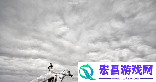 素衣白马