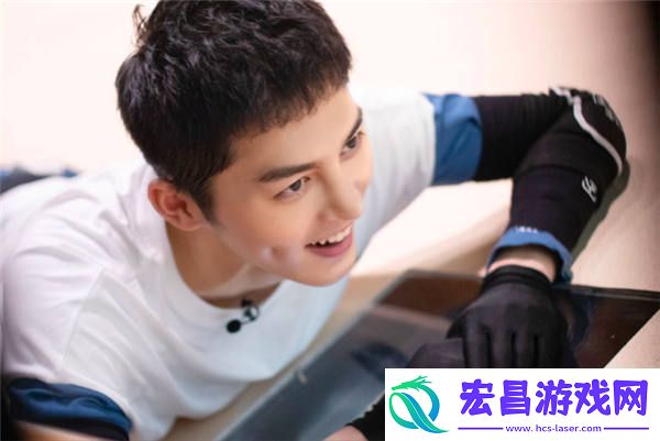 麦咭6赖雨濛谢彬彬上演“全职高手”