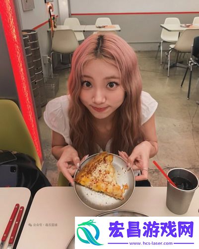 漂亮妈妈5巴字开头中字的日常，细节中尽显母爱，网友：母爱无声胜有声！