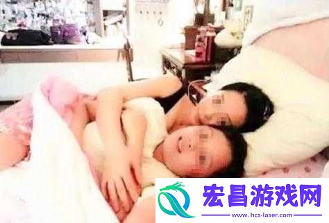 从后面抱着妈妈突然脸一红