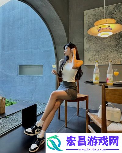 ysl千人千色t9t9t9t9t9mba霸气来袭！网友直呼：这专属色号，谁用谁飒！