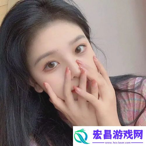 一边下奶一吃敷面膜视频60分钟友感叹
