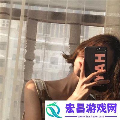 最新版高颜值好看的短发女生头像小清新相比于喜欢你我想我应该先爱自己