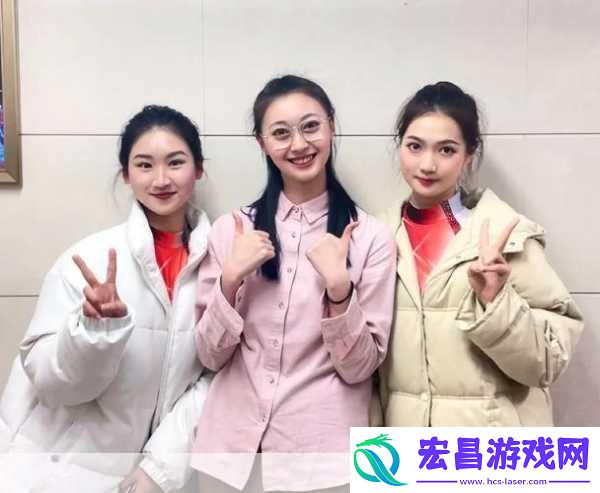公车系强女奷校花雪柔图片