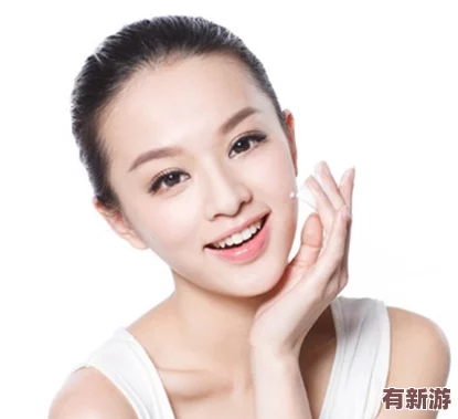 一面膜胸口一面膜下部位真人效果真不错肌肤感觉水润光滑让我爱不释手！