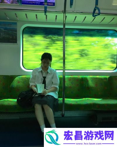 刚开始拒绝后来慢慢接受视频全网热议，观众：这就是我真实的心理历程！
