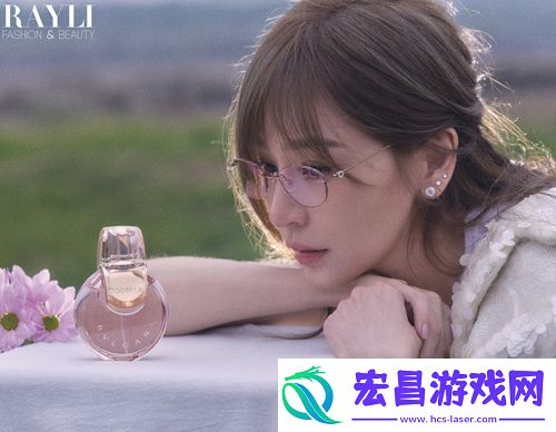 王心凌时尚杂志十月刊封面今日曝光