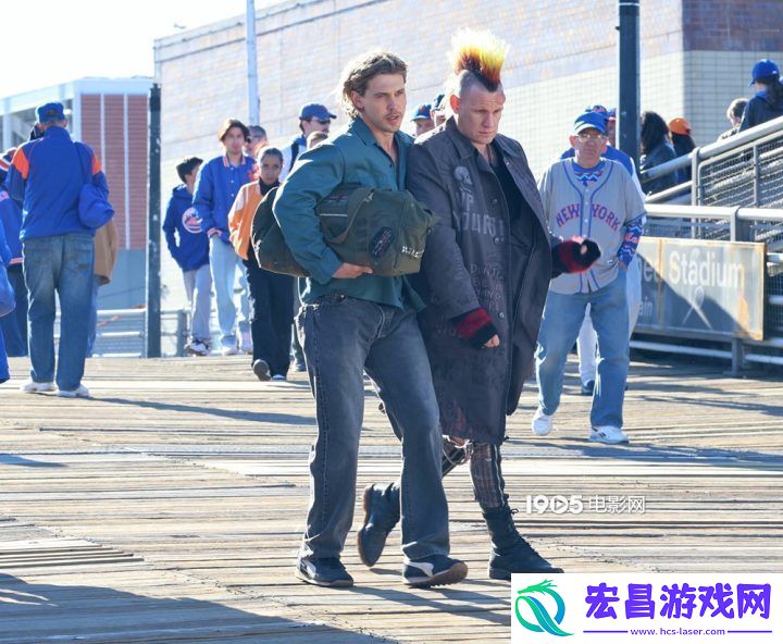 表舅盗垒失败路透照马特·史密斯人群亮眼