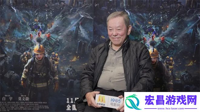 73岁他新片炸裂