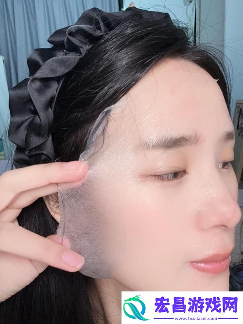 双层面膜潮背后自嘲式幽默下的科技圈闹剧