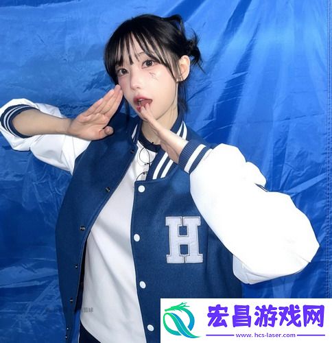 草莓香蕉榴莲丝瓜18岁可以吃吗？网友：这组合太魔性，敢尝的是真勇士！