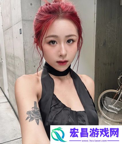 拼的是才华！一边下奶一吃敷面膜视频60分钟，网友：看完只剩叹服！