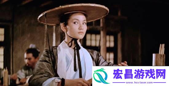 李安为郑佩佩颁发金马终身成就奖