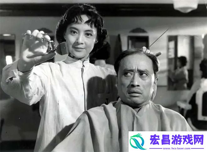 六十年前经典女理发师