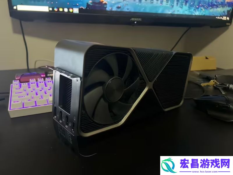 英伟达RTX4090Ti旗舰显卡曝光尺寸庞大并采用四槽设计