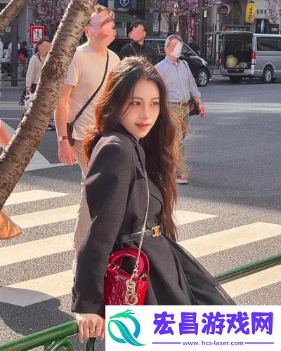 父亲有力挺送女儿的花园出圈，网友：爱不一定轰轰烈烈，但能开花！