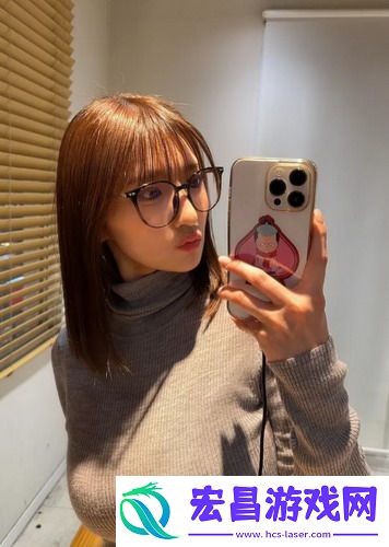 父亲有力挺送女儿的花园温暖全场，网友：从细节看出真正的爱！
