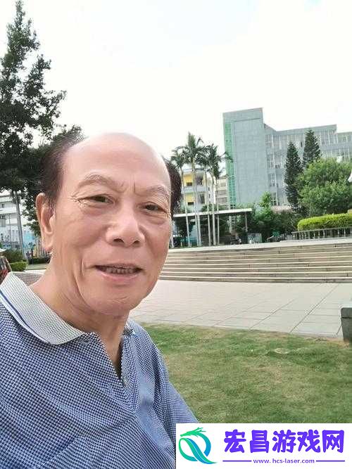 宾馆自拍老头